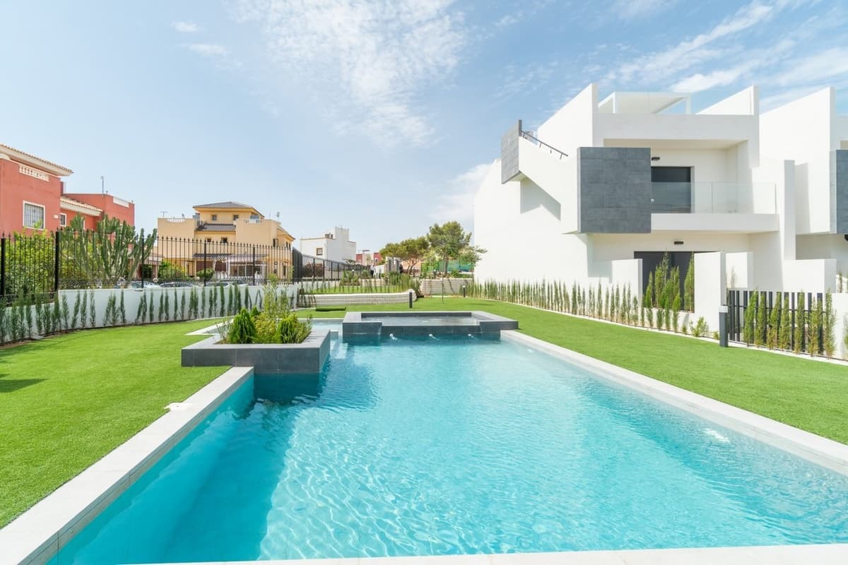 Bungalow 2 slpk in Torrevieja – foto 1