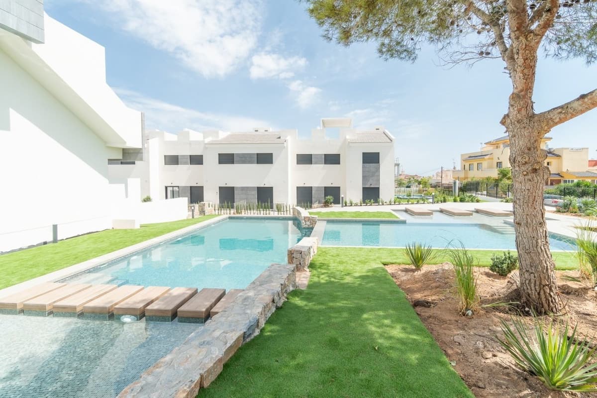 Bungalow 3 slpk in Torrevieja – foto 1
