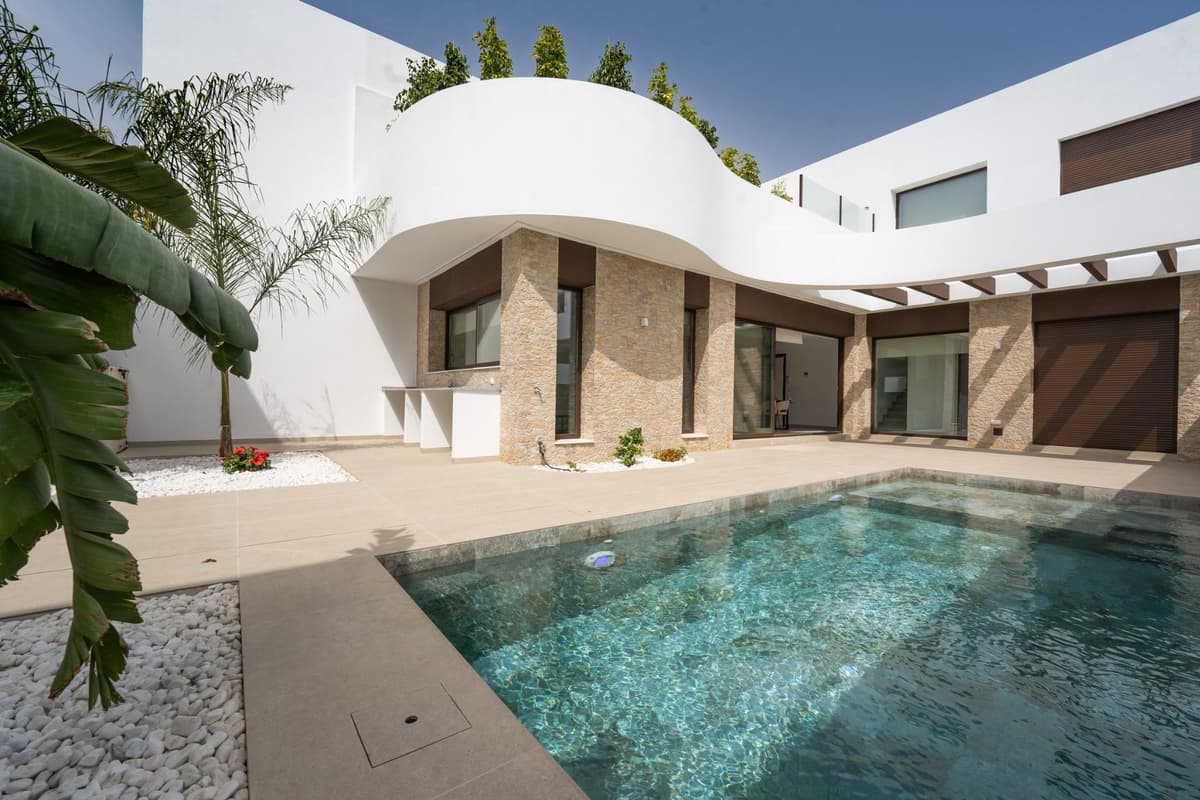 Villa 4 slpk in Almoradi – foto 1