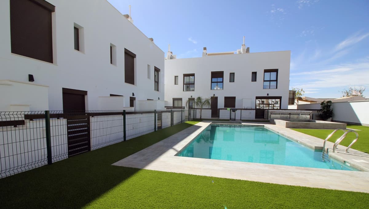 Villa 4 slpk in Pilar de la Horadada – foto 1