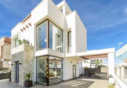 Villa 5 slpk in Los Montesinos – foto 1
